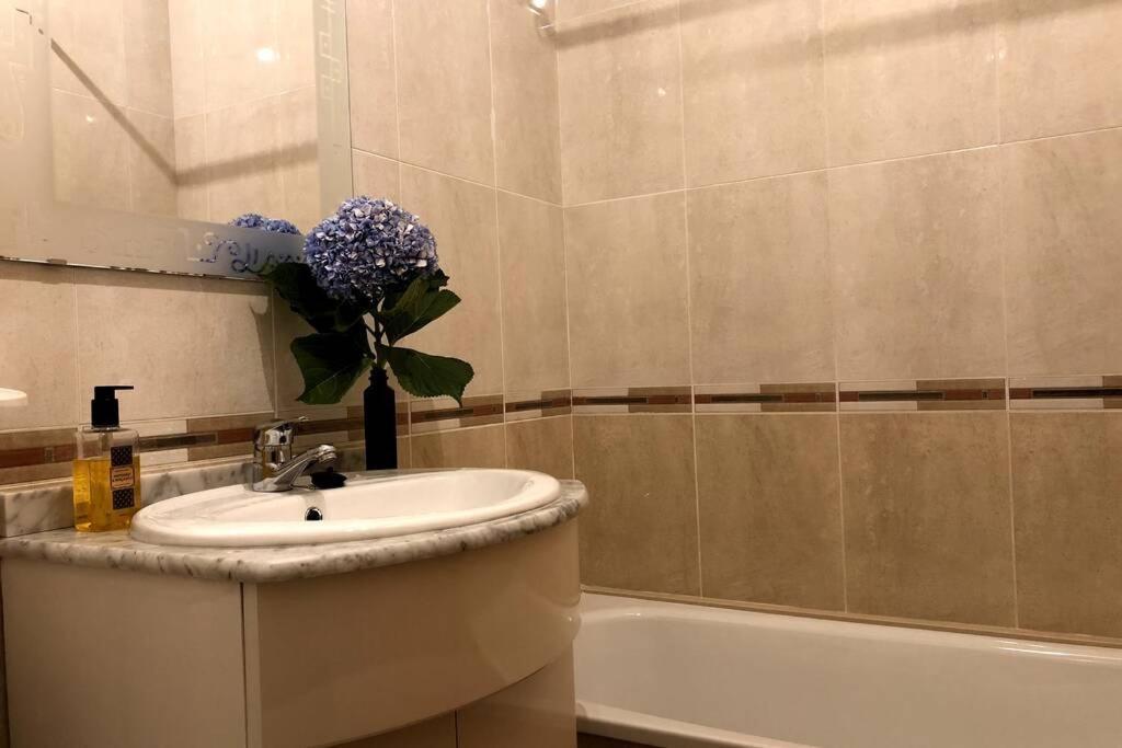 Junto Camino De Santiago,1ª Linea De Playa Apartment *